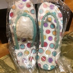 Colin Stuart flip flops